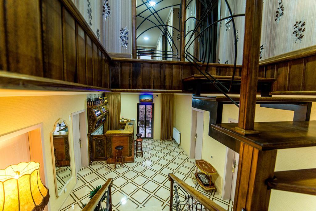 Hotel Guglux &Wine Cellar Telavi Exterior photo