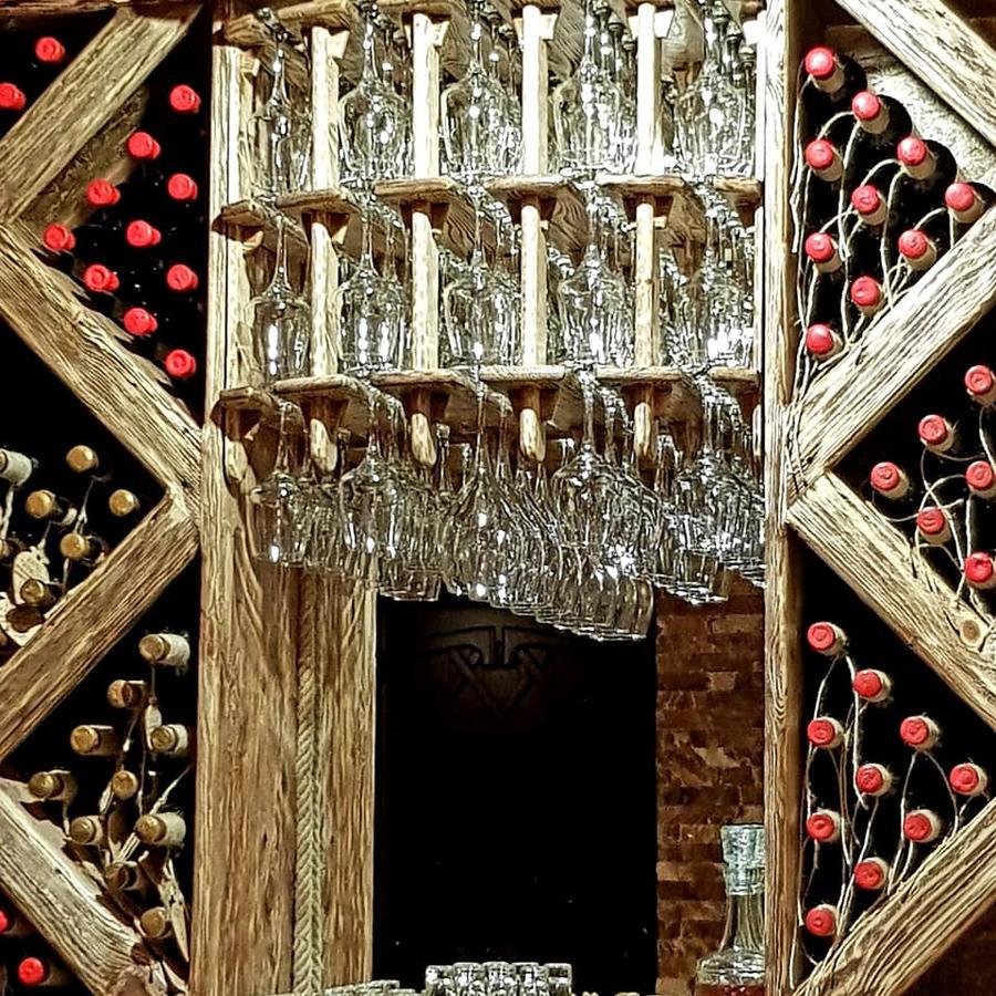 Hotel Guglux &Wine Cellar Telavi Exterior photo